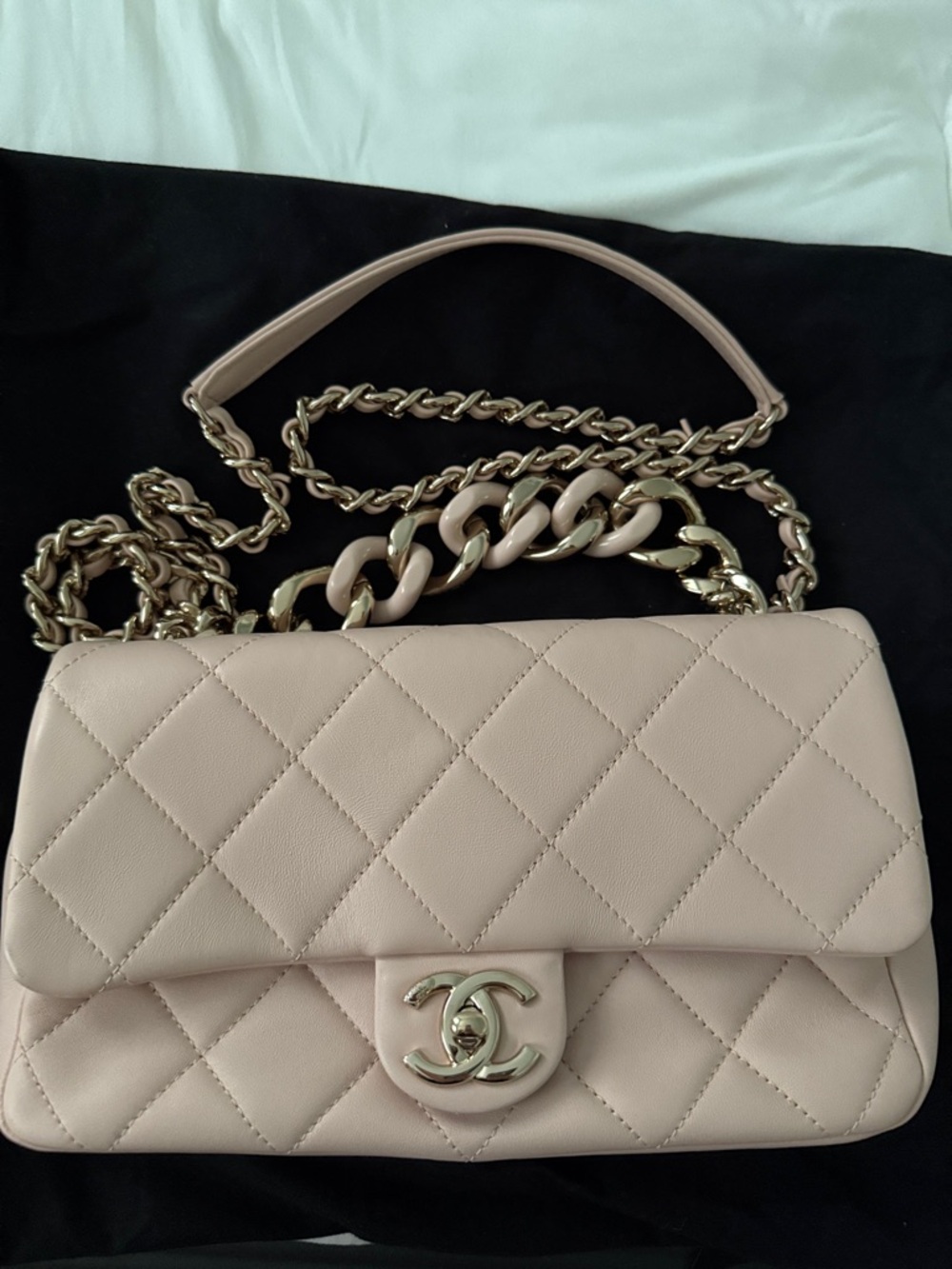 CHANEL Quilted Lambskin Shoulder Bag in Light Pink with Gold Hardware